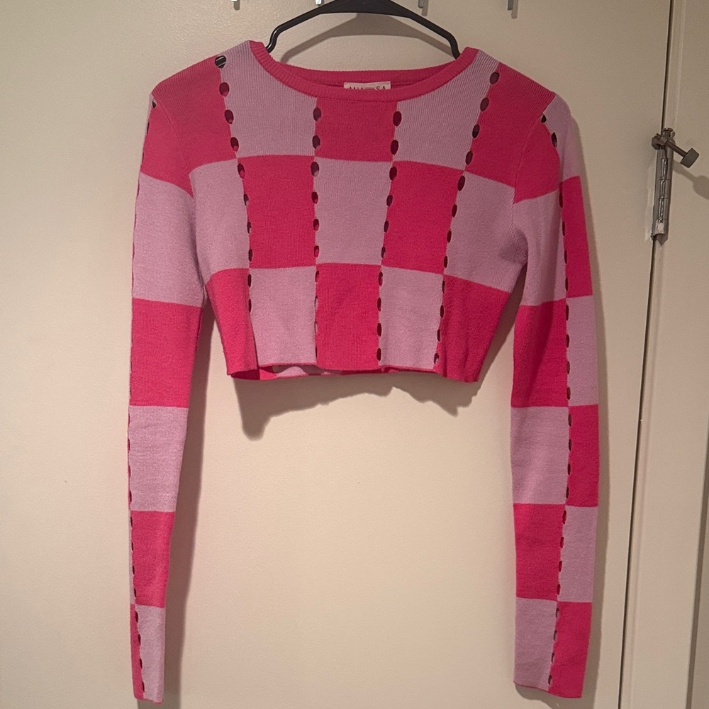 Mimosa size medium cropped two tone pink sweater with holes